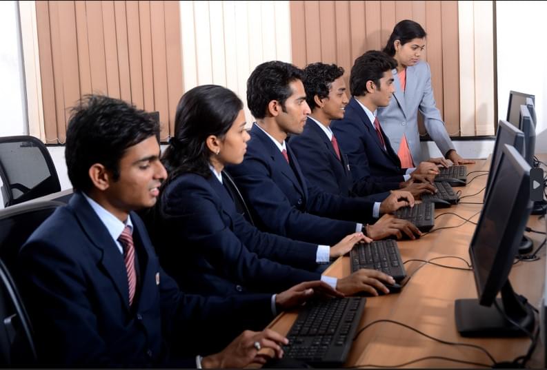 Jawahar Education Society's Institute of Technology Management & Research Nashik Computer photo 3